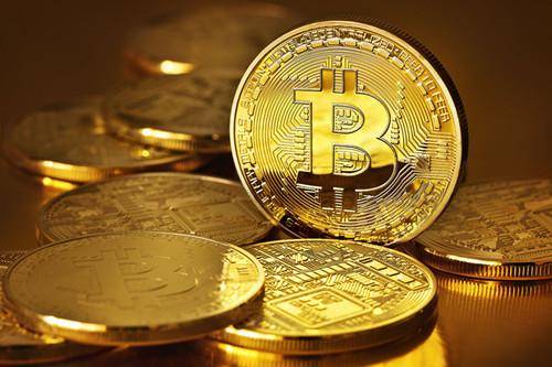 以太坊与比特币，从推出至今的表现对比