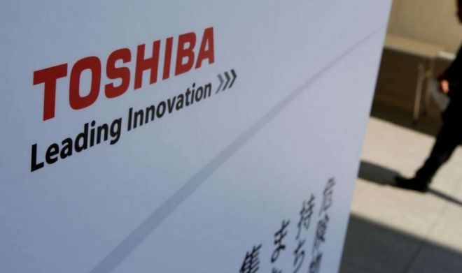 Unispu成为第一家总交易量突破3万亿美元的EX